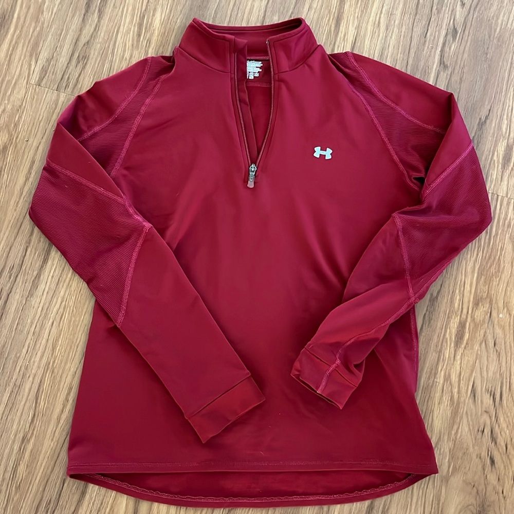 Underarmour Women’s long sleeve workout top